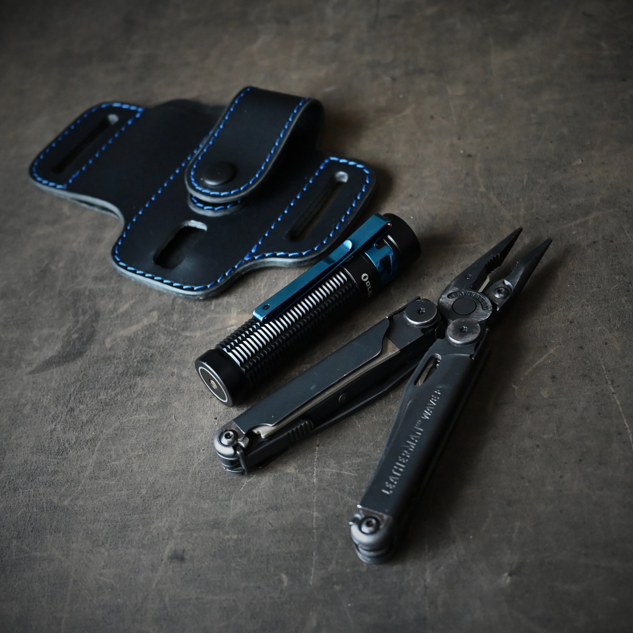 Compact Duo EDC Pancake Holster With Keeper Black & Blue