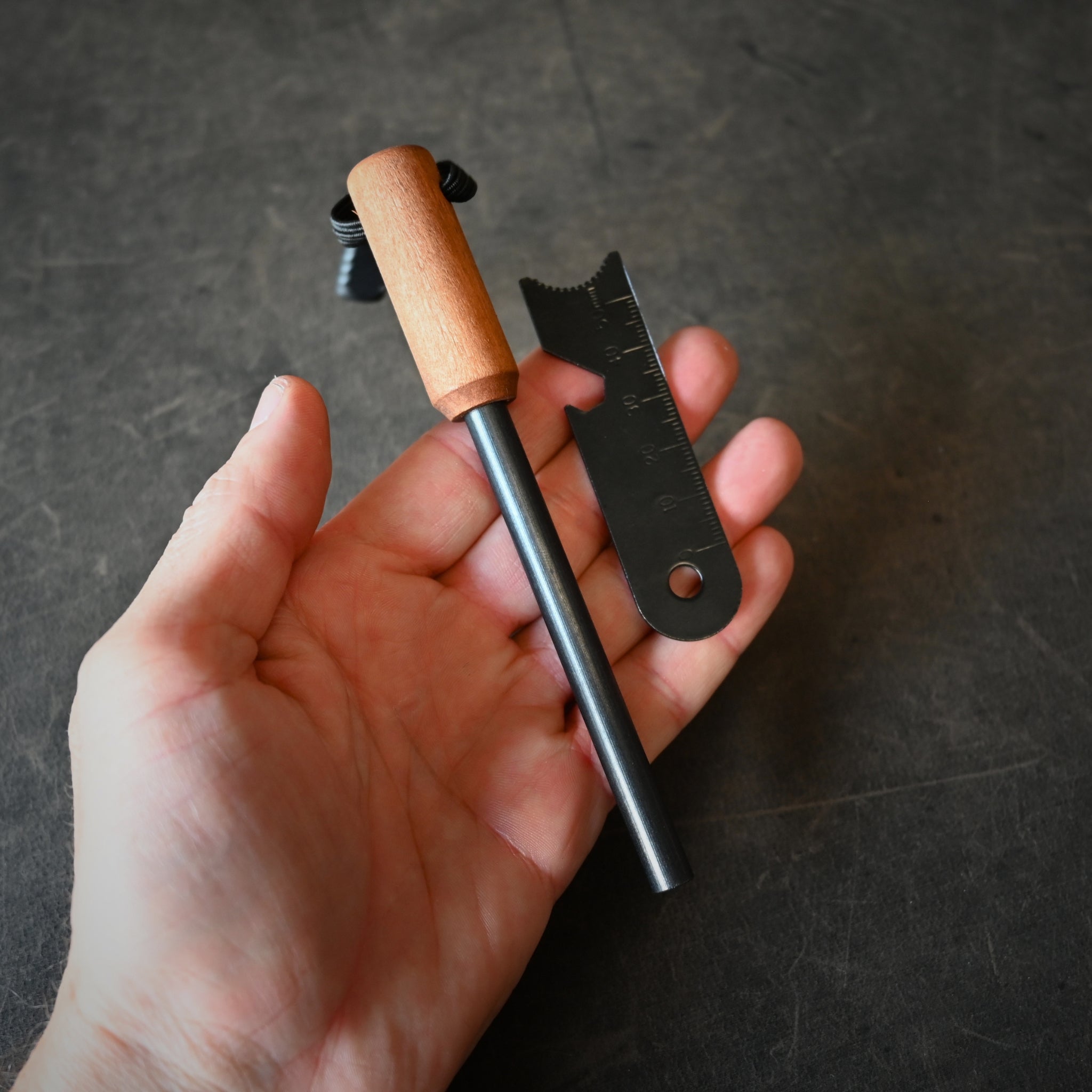 Ferro Rod With Striker