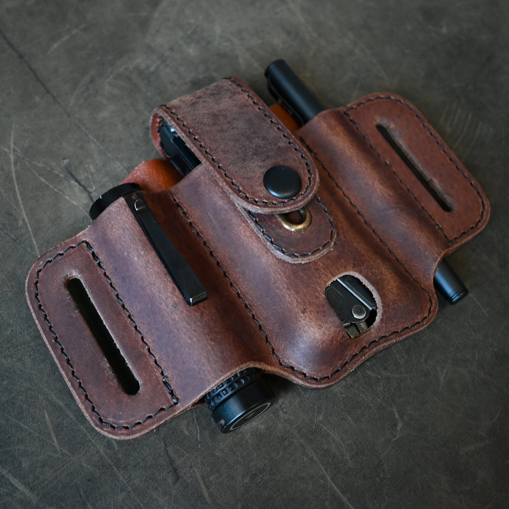Large Trio Leather Pancake Holster With Keeper