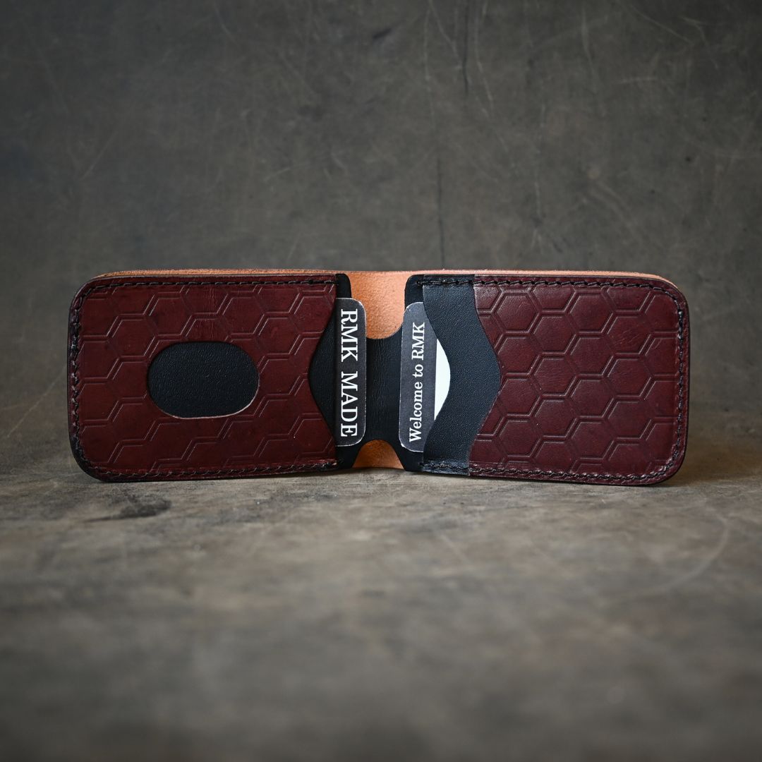 Octopus Themed Minimalist Bifold Wallet Saddle Tan
