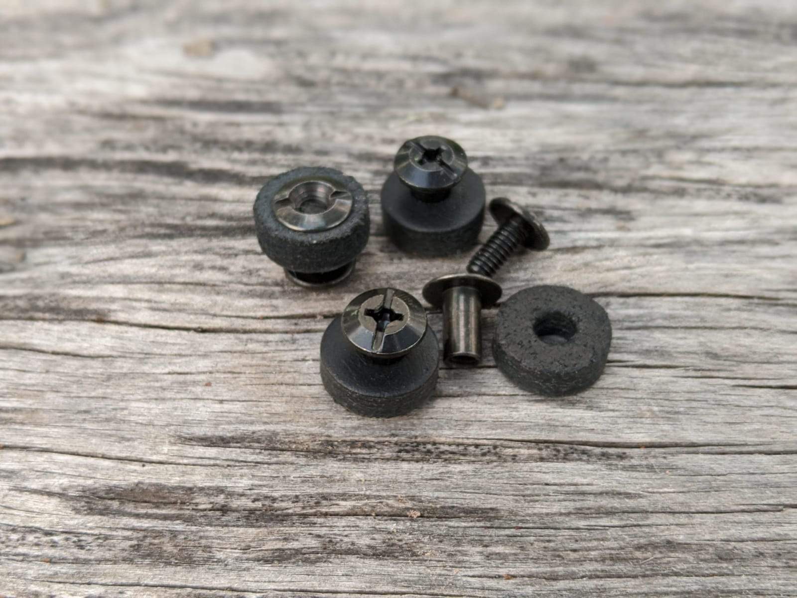 Sheath Mounting Hardware 2 Sets