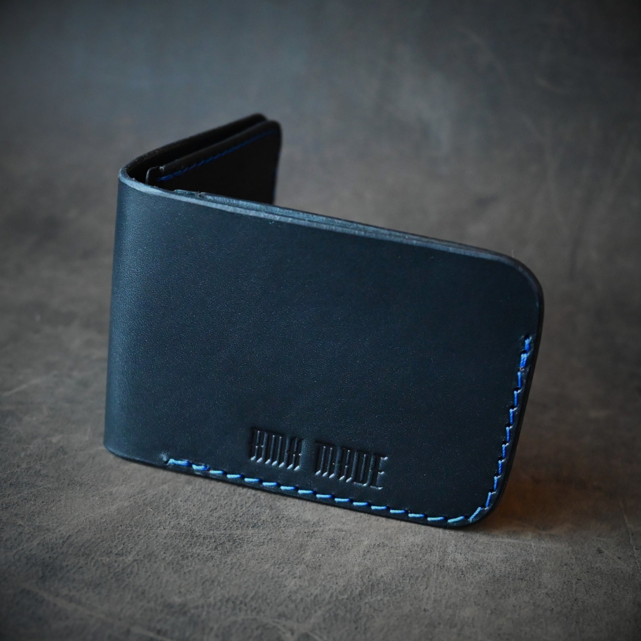Bifold 2.0 Black With Blue Thread
