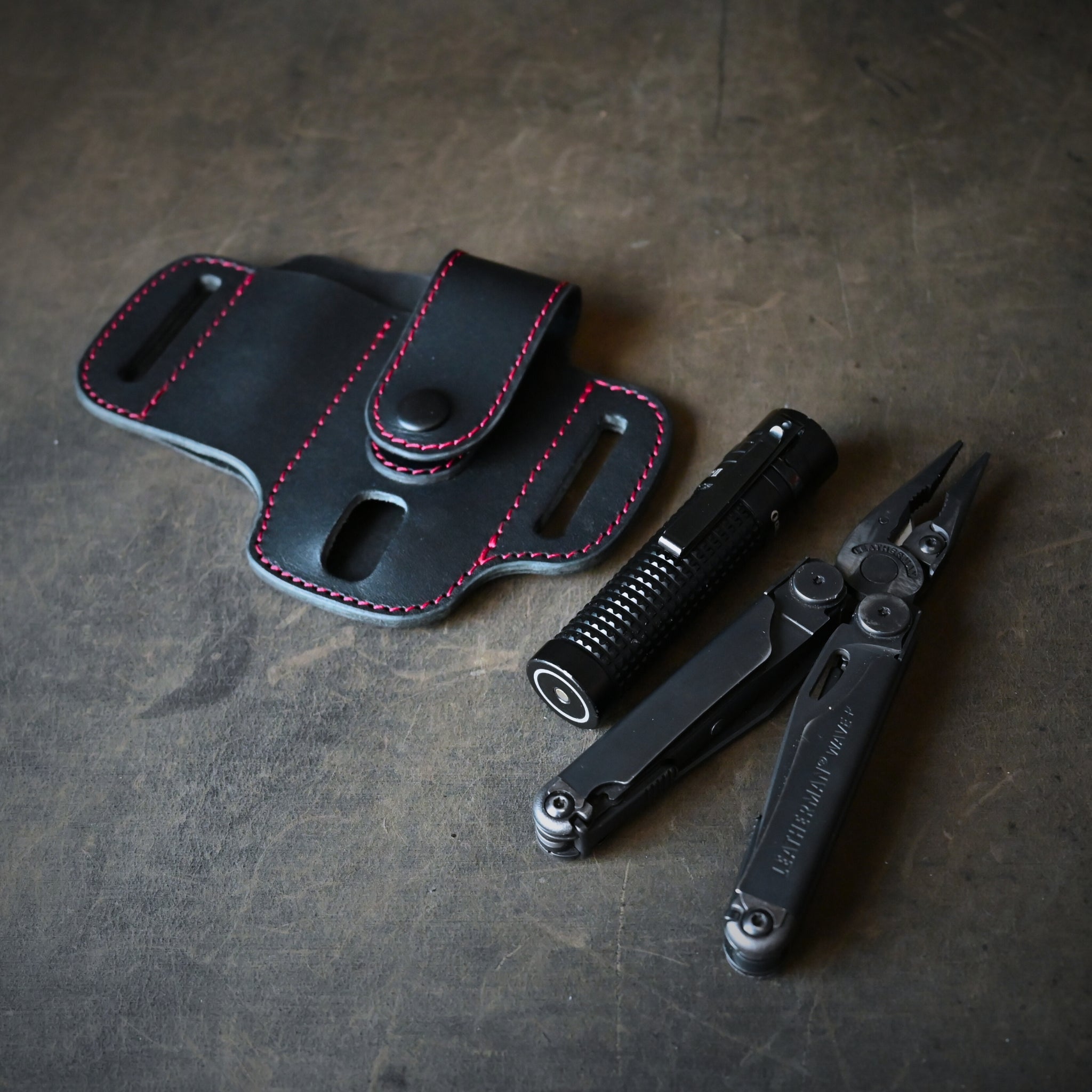 Compact Duo EDC Pancake Holster With Keeper Black & Red