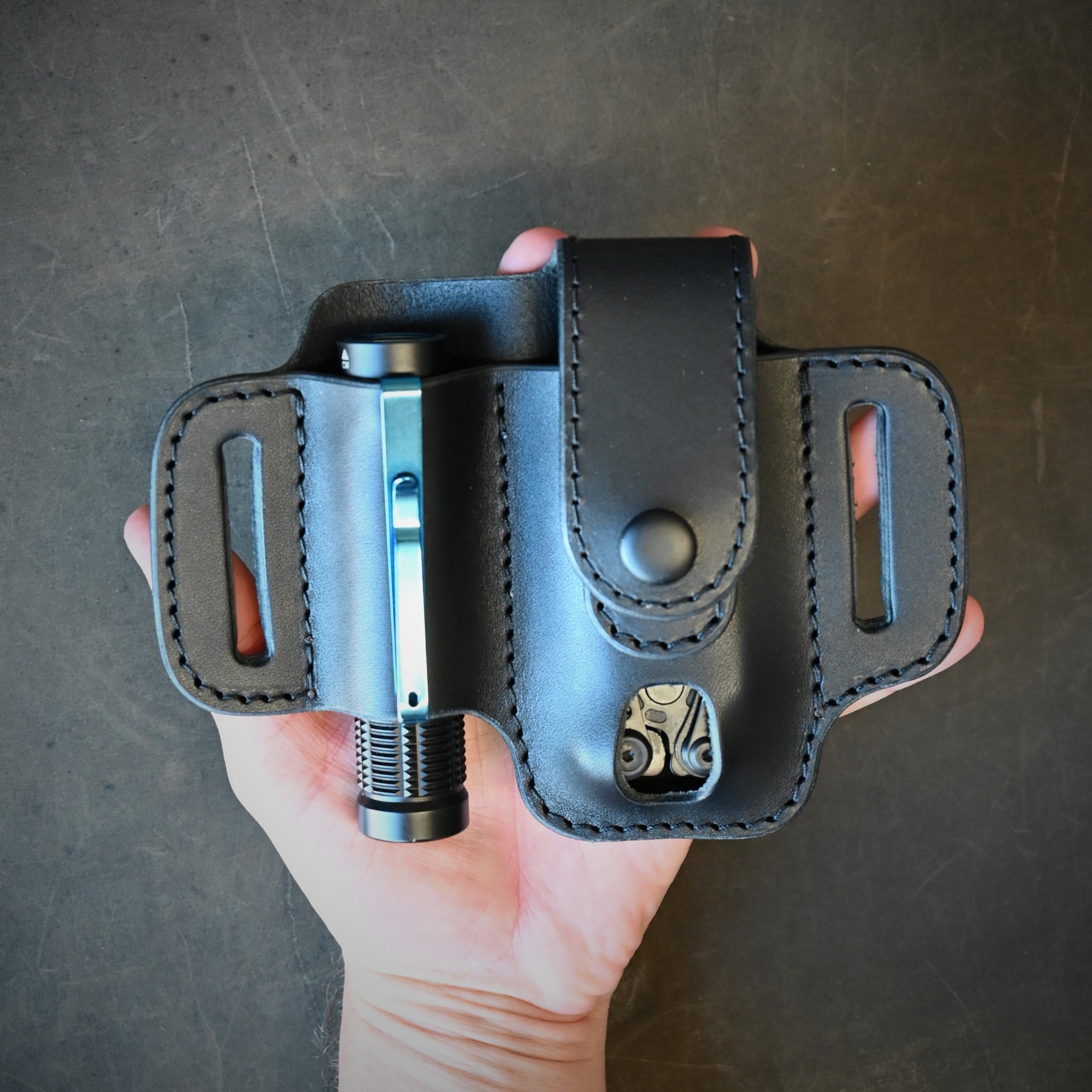 Duo Pancake Bundle Leatherman Skeletool + Olight Baton 3